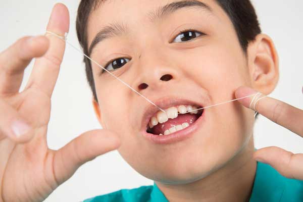 انواع نخ دندان برای کودکان
